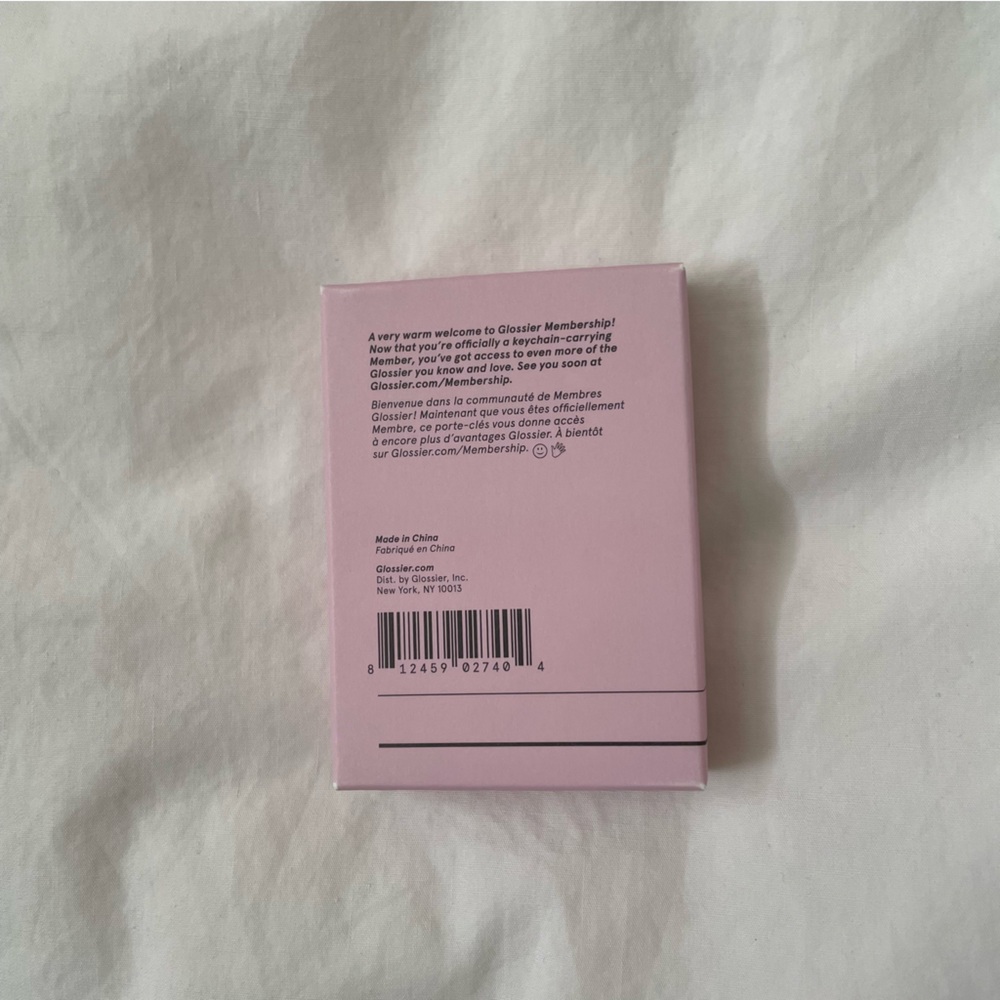 (New in Box) Glossier Member Exclusive Logo Keychain - Picture 4 of 5